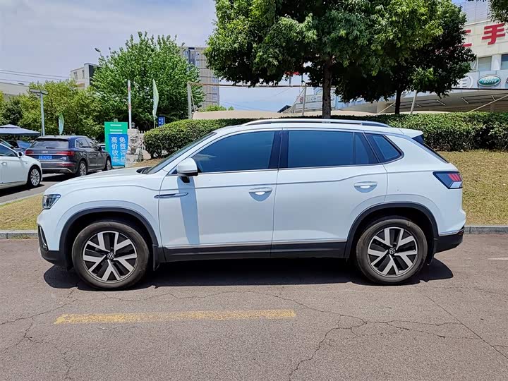 Фото 3 - Volkswagen Tayron