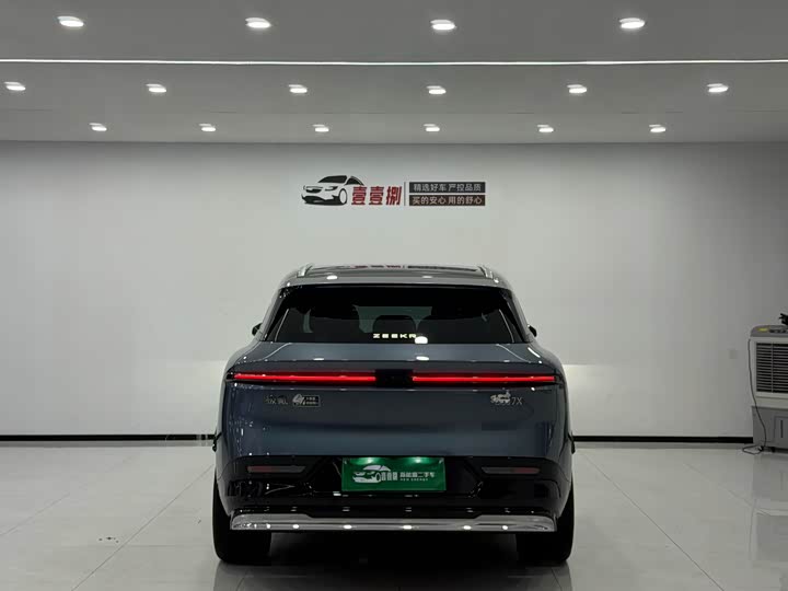 Zeekr 7X 2025 2025款 100kWh 长续航四驱智驾版