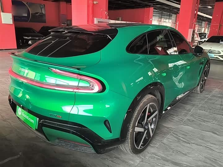 Фото 7 - Xiaomi YU7