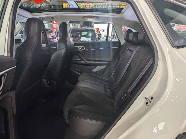 Roewe D5X DMH 2024 2024款 135科技版