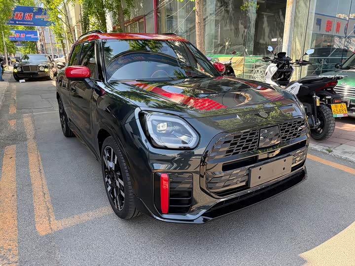 2024 Mini Countryman JCW