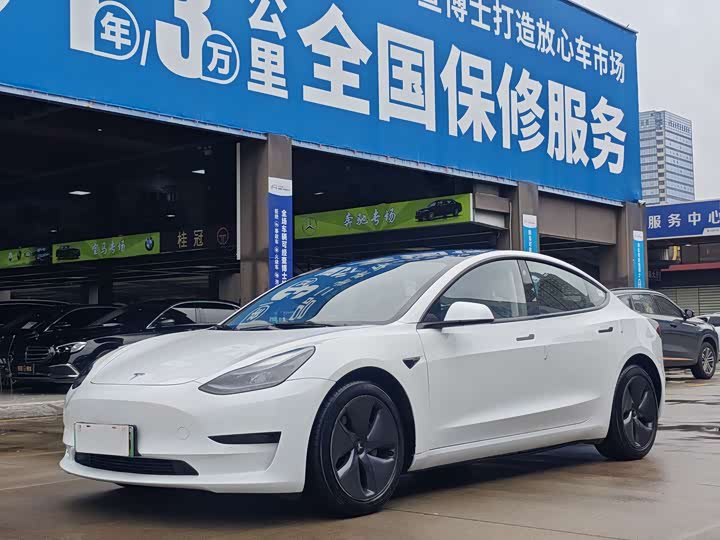 Zdjęcie 1 - Tesla Model 3