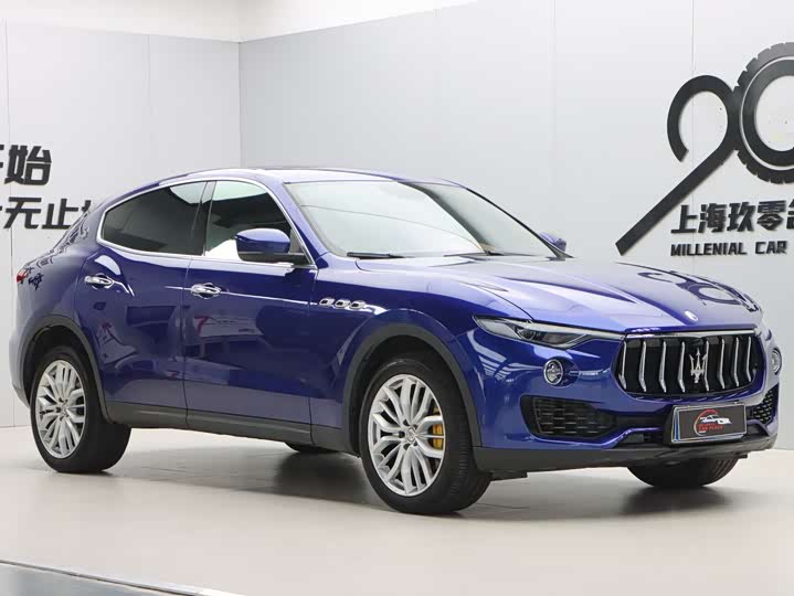 Фото 1 - Maserati Levante