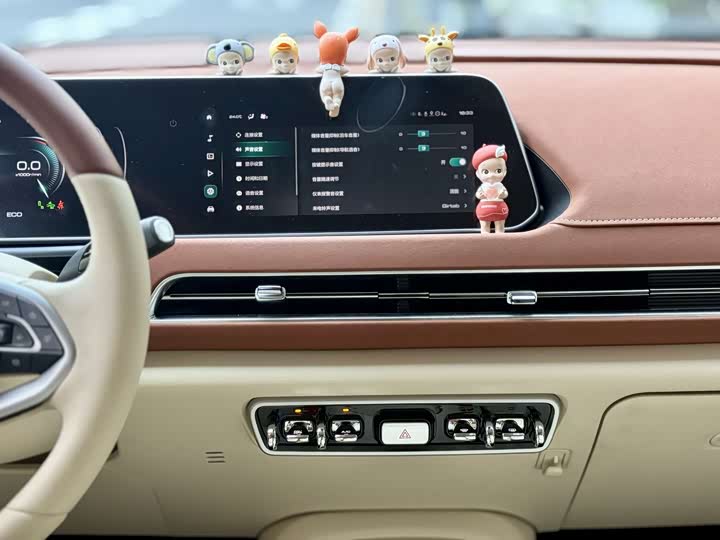 Ora Good Cat (03) 2023 2023款 401km标准续航 豪华型 三元锂
