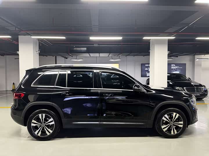 صورة 5 - Mercedes-Benz GLB-Class