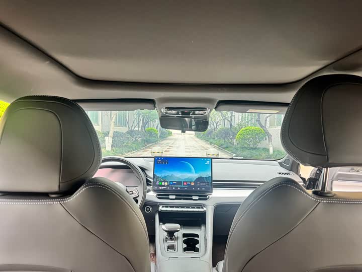 Geely Preface 2026 2026款 东方曜 1.5TD 昆仑版