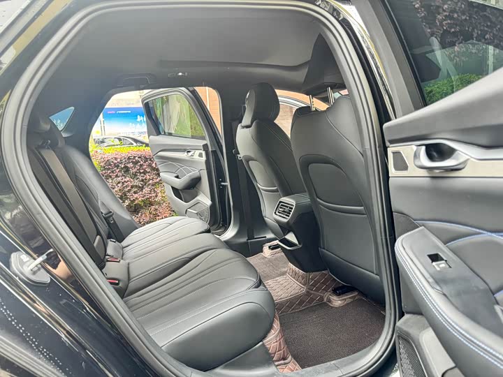 Geely Preface 2026 2026款 东方曜 1.5TD 昆仑版