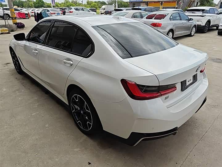 Фото 5 - BMW i3