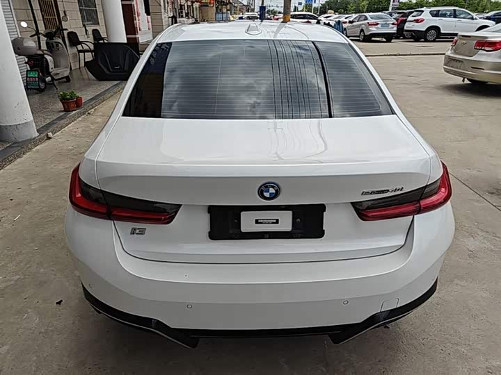 Фото 6 - BMW i3