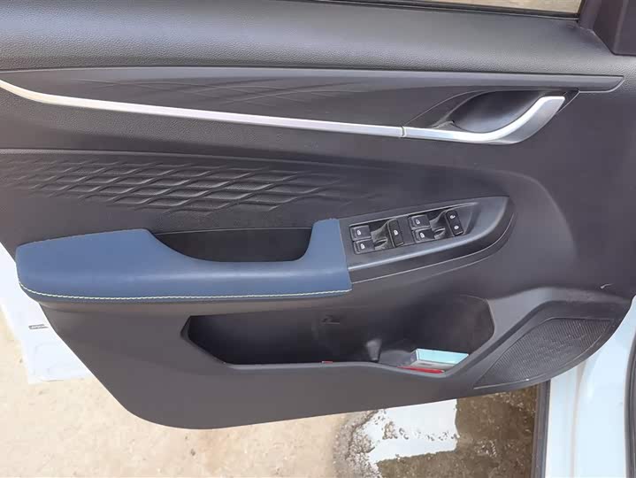 Geely Geometry EX3 2021 2021款 功夫牛牛