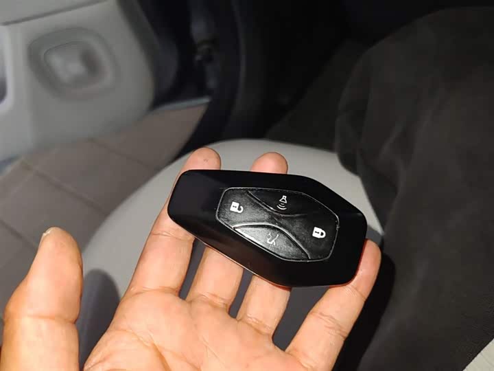 Photo 9 - BAIC Arcfox Alpha S5