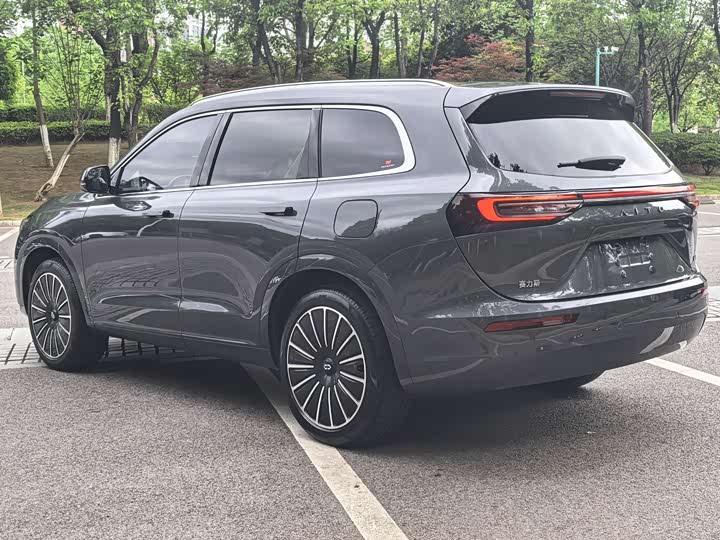 Aito M7 2022 2022款 1.5T 四驱豪华版
