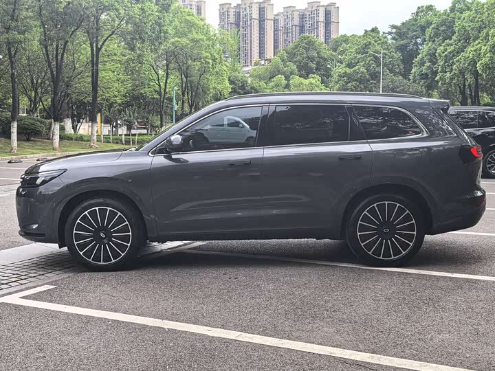 Aito M7 2022 2022款 1.5T 四驱豪华版