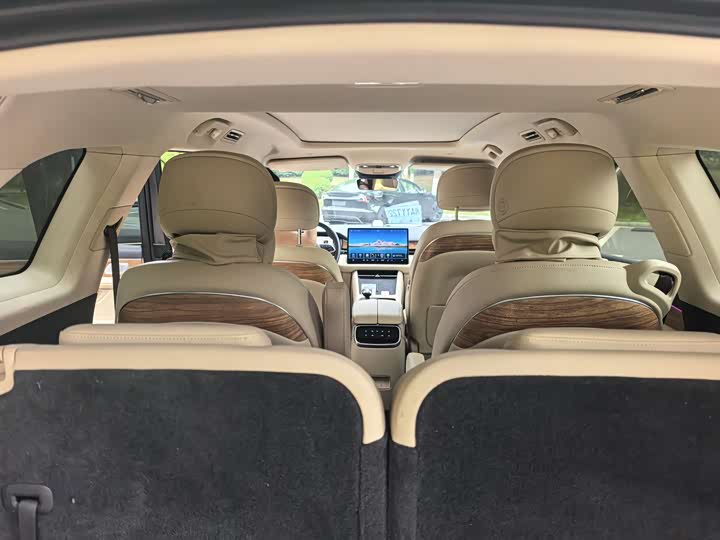 Aito M7 2022 2022款 1.5T 四驱豪华版