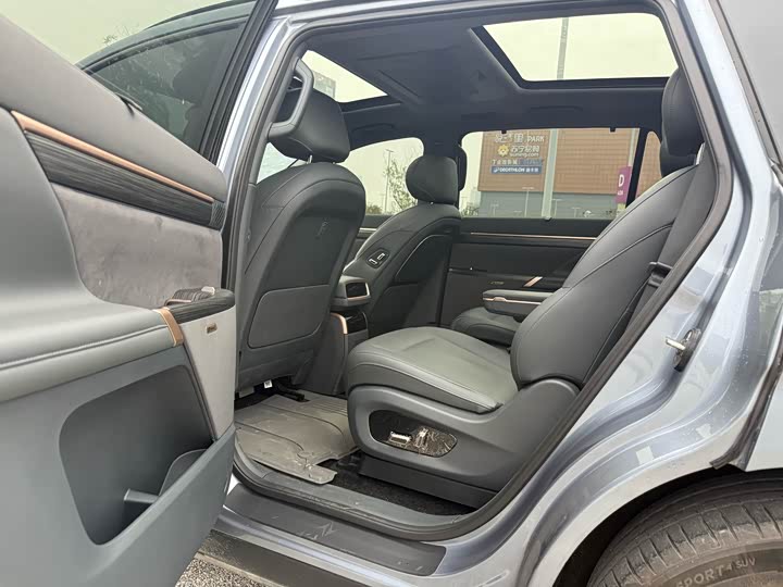 Фото 9 - Dongfeng Yipai eπ 008
