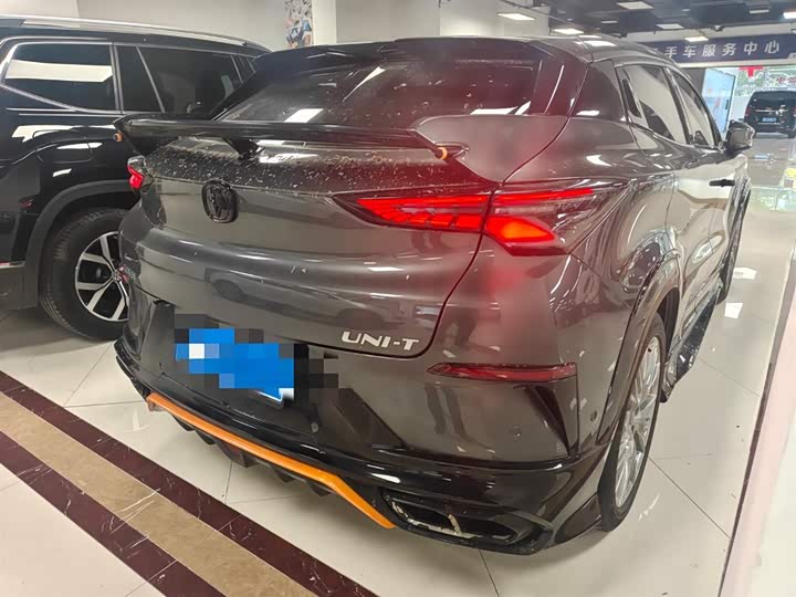 Changan UNI-T 2023 2023款 第二代 1.5T 运动版 旗舰型