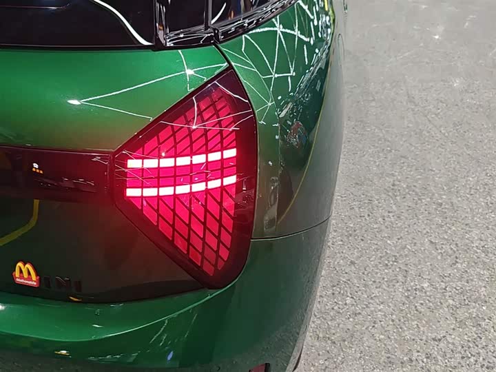 Фото 8 - Mini Cooper