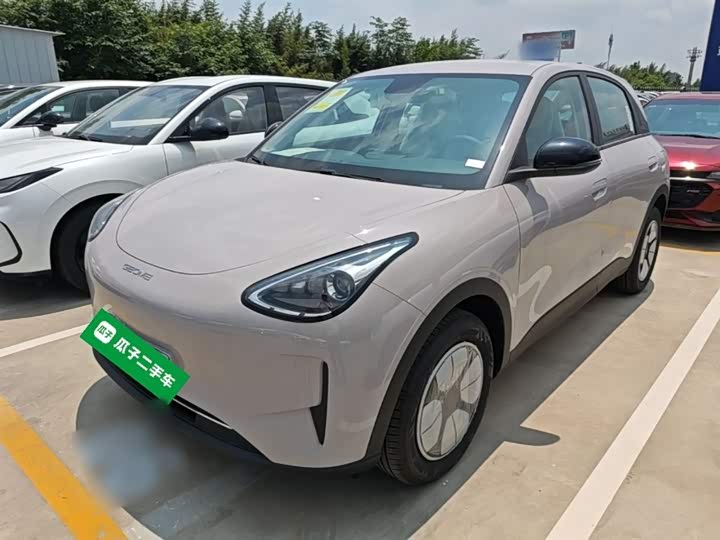 Photo 2 - Geely Galaxy Geome