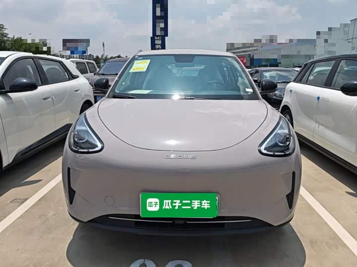 Photo 3 - Geely Galaxy Geome