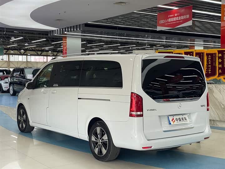 Mercedes-Benz V-Class 2021 2021款 V 260 L 长轴距尊贵版