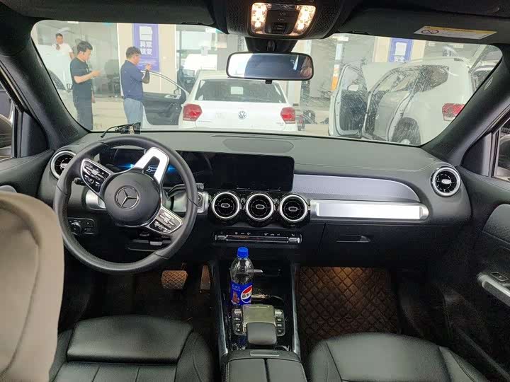 Zdjęcie 5 - Mercedes-Benz GLB-Class