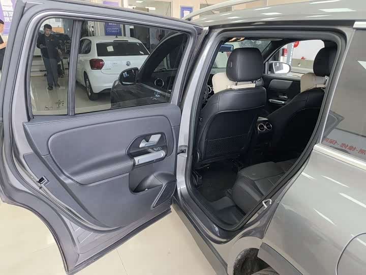 Zdjęcie 6 - Mercedes-Benz GLB-Class