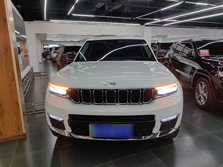 2024 Jeep Grand Cherokee Hybrid