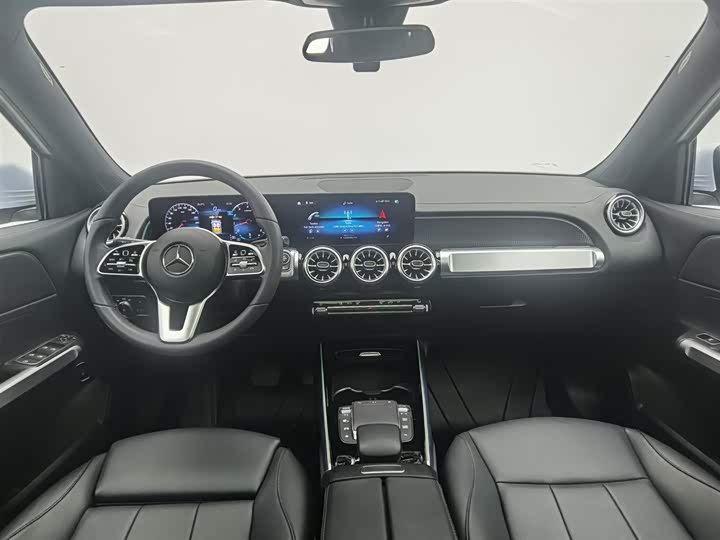 Mercedes-Benz GLB-Class 2022 2022款 GLB 220 动感型