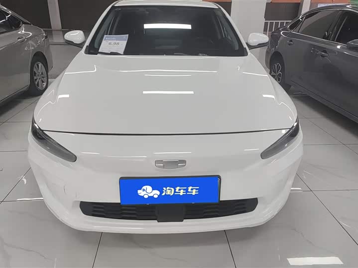 Фото 2 - Geely Geometry A