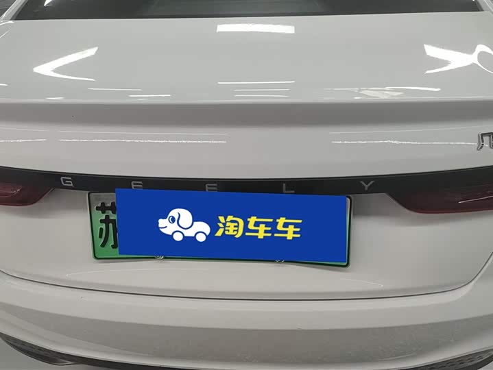 Фото 4 - Geely Geometry A