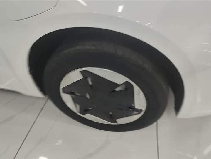 Фото 6 - Geely Geometry A