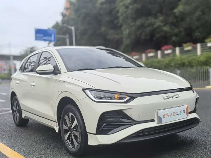 2023 BYD E2