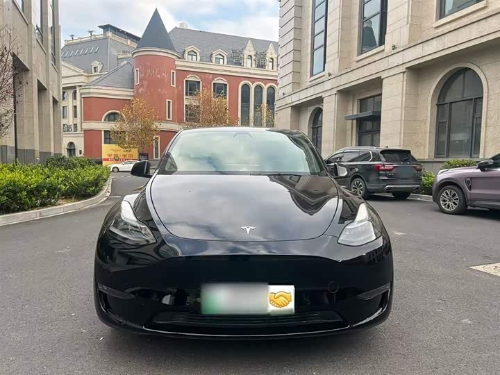 Zdjęcie 3 - Tesla Model Y