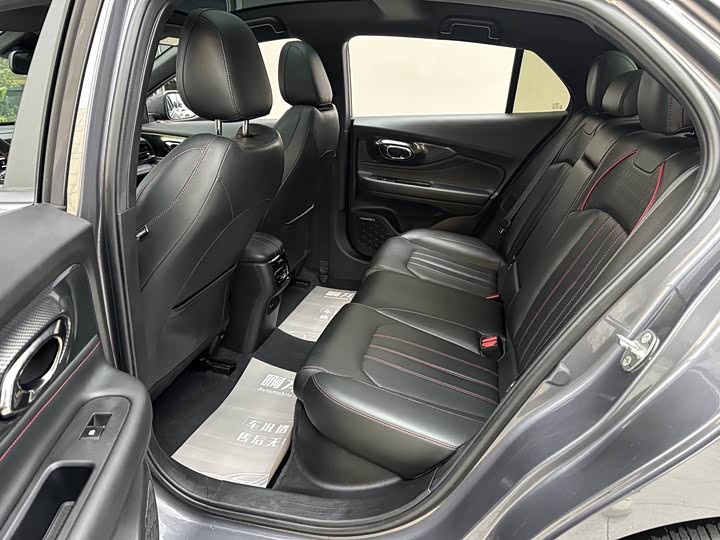 GAC Trumpchi Empow R 2021 2021款 270T DCT J16版