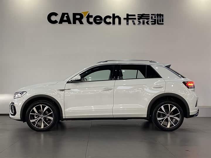 Volkswagen T-Roc 2025 2025款 改款 300TSI DSG两驱辰光版