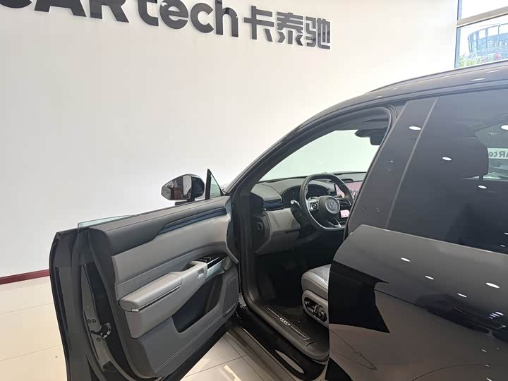 Zeekr 7X 2025 2025款 75kWh 后驱智驾版