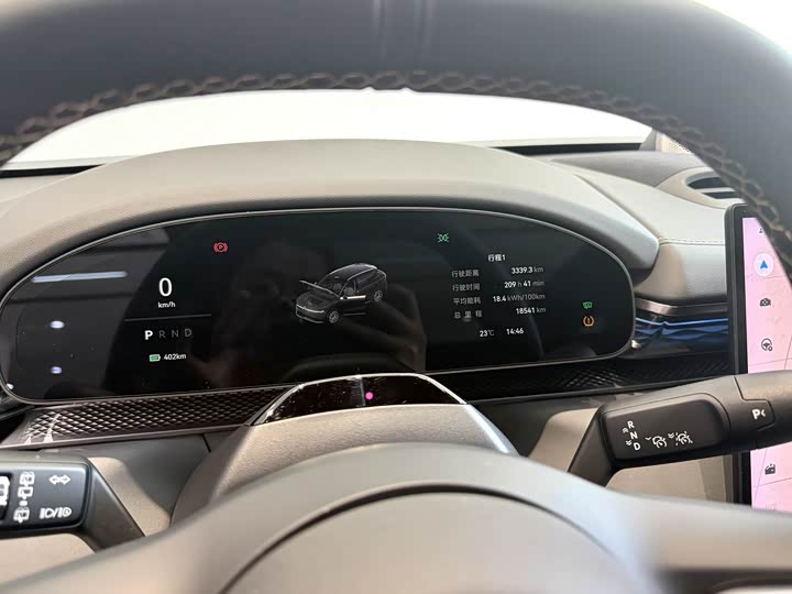 Zeekr 7X 2025 2025款 75kWh 后驱智驾版