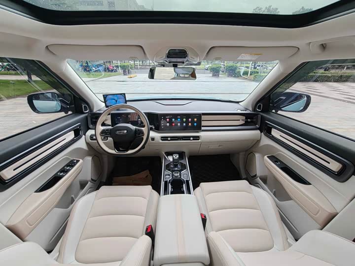 Geely Icon 2023 2023款 1.5TD 巧克力醇臻版