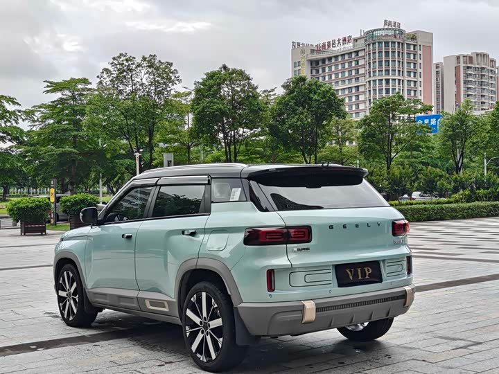 Geely Icon 2023 2023款 1.5TD 巧克力醇臻版