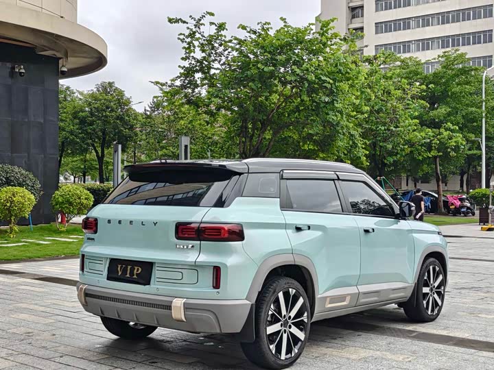 Geely Icon 2023 2023款 1.5TD 巧克力醇臻版