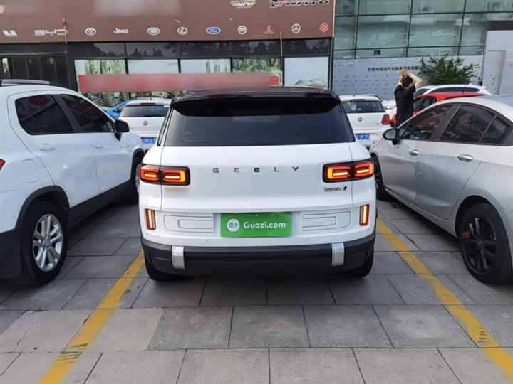 Geely Icon 2023 2023款 1.5TD 巧克力醇巧版