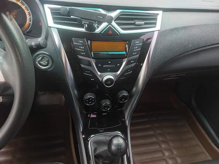 BYD F3 2020 2020款 1.5L 手动豪华版