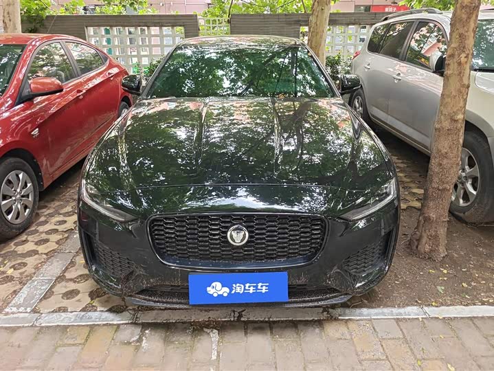 Jaguar XE L 2025 2025款 2.0T 250PS R-DYNAMIC 90周年典藏版