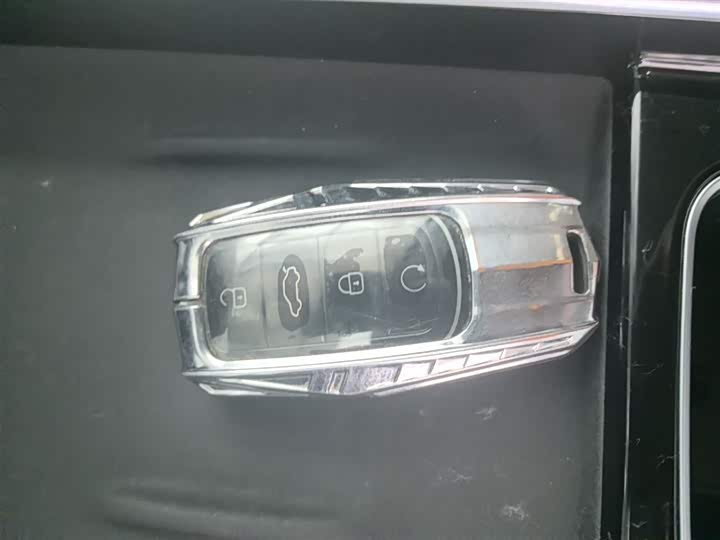 Chery Tiggo 8L 2024 2024款 2.0T 两驱尊贵版 5座