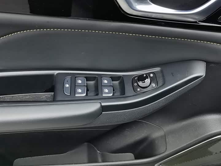 Bestune B70 2023 2023款 第三代 1.5T 自动畅享型