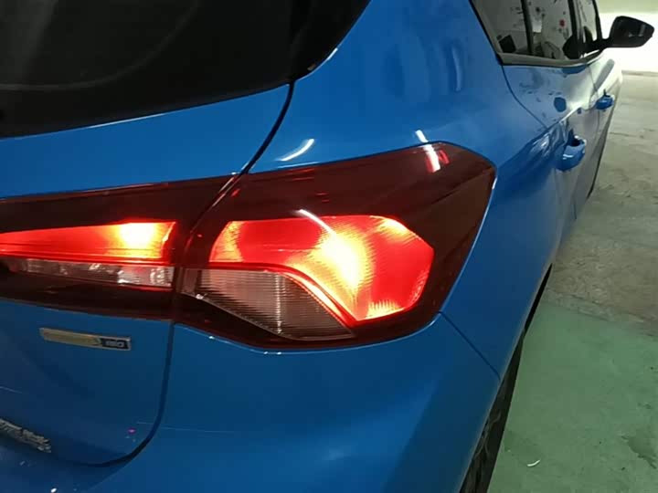 Ford Focus 2022 2022款 两厢 EcoBoost 180 自动竞速版