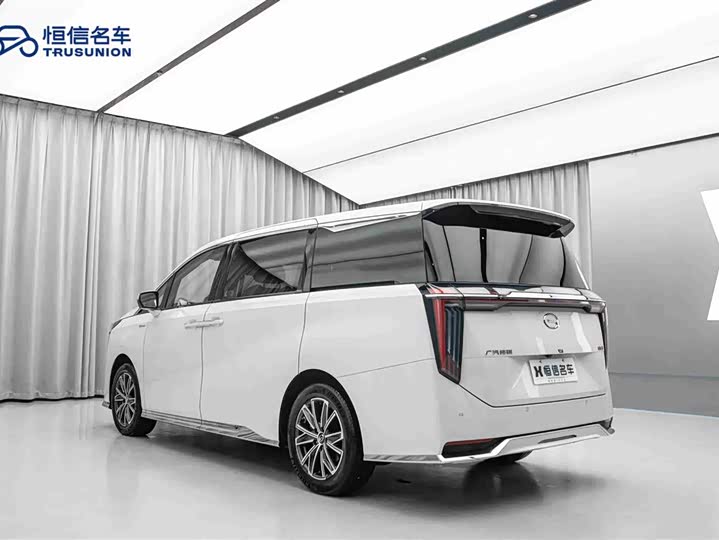 Фото 7 - GAC Trumpchi M8