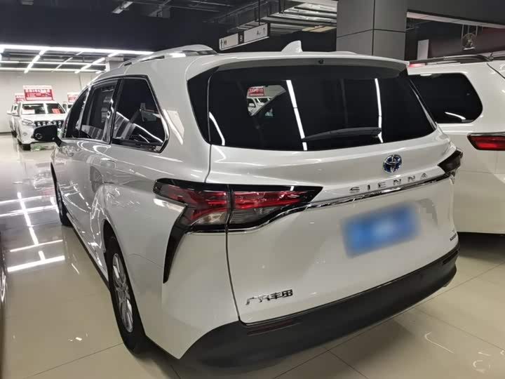 Toyota Sienna 2021 2021款 2.5L混动 舒适版