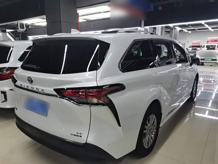 Toyota Sienna 2021 2021款 2.5L混动 舒适版