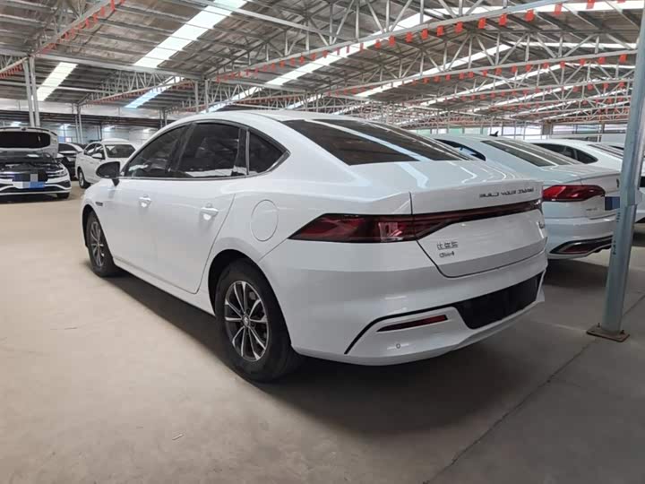 BYD Qin Plus 2021 2021款 DM-i 55KM 尊贵型